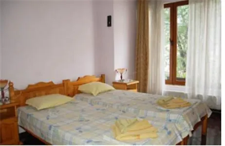 Stivan Iskar Hotel 2*